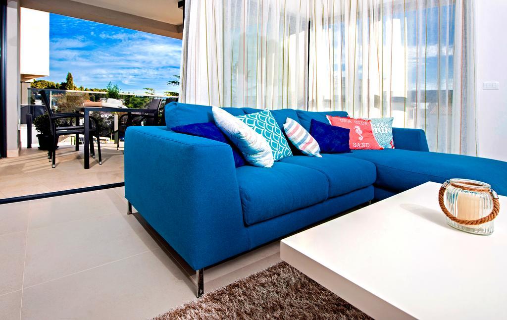 Sunset Luxury Apartment 罗维尼 外观 照片